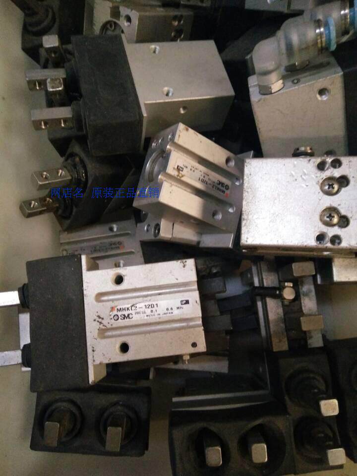 Japan SMC finger cylinder MHK2-12D1 Secondhand Detached Gadgot Spot Sale