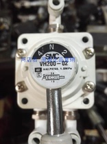 Spot secondhand detached machine SMC manual valve manual steering valve VH200-02 into colour new