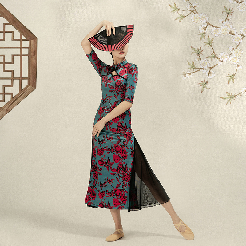 Oriental folk cheongsam classical Han style folk dance practice costume ice silk printing plate buckle slim dress