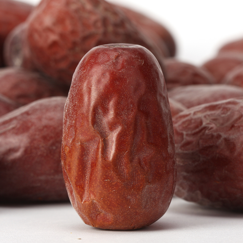 5 pounds of uncleaned Xinjiang Hetian red dates Jun jujube first class original ecological hanging dry dates 2500g pregnant women snack dates
