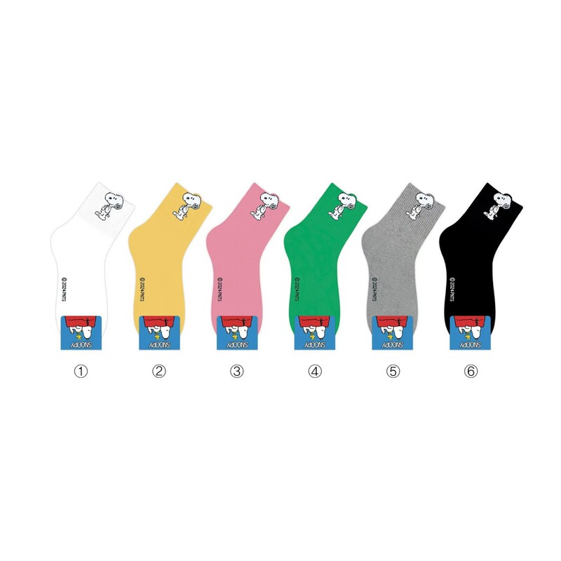 Korean Dongdaemun Snoopy Genuine Cartoon Cotton Socks for Women, Students, Teenagers, Mid-Calf Socks, Black and White