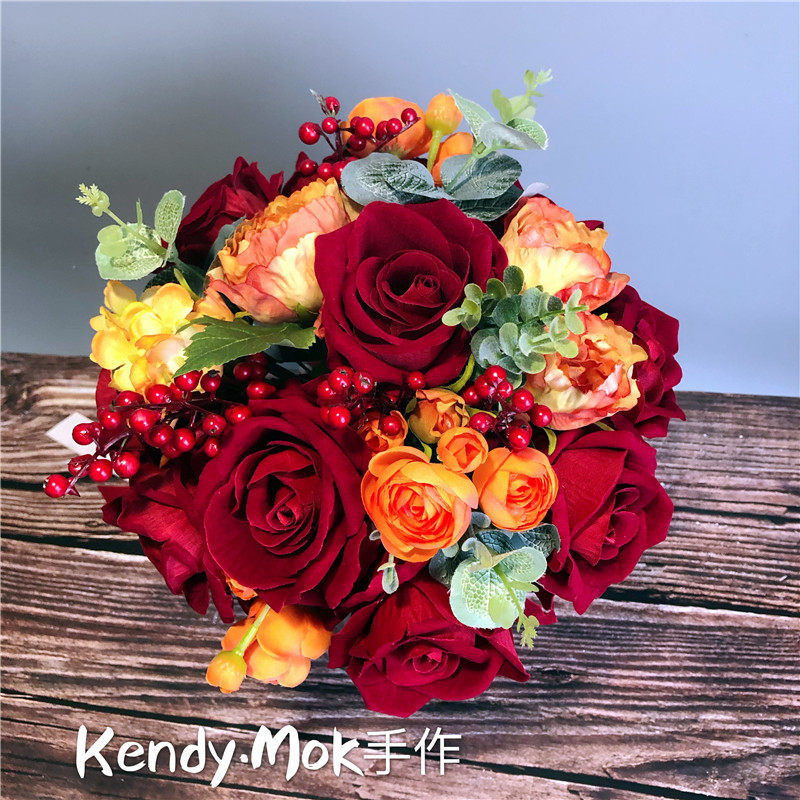 Vintage bridal Bouquet Chinese red rose hand bouquet Wedding simulation flower hand bouquet