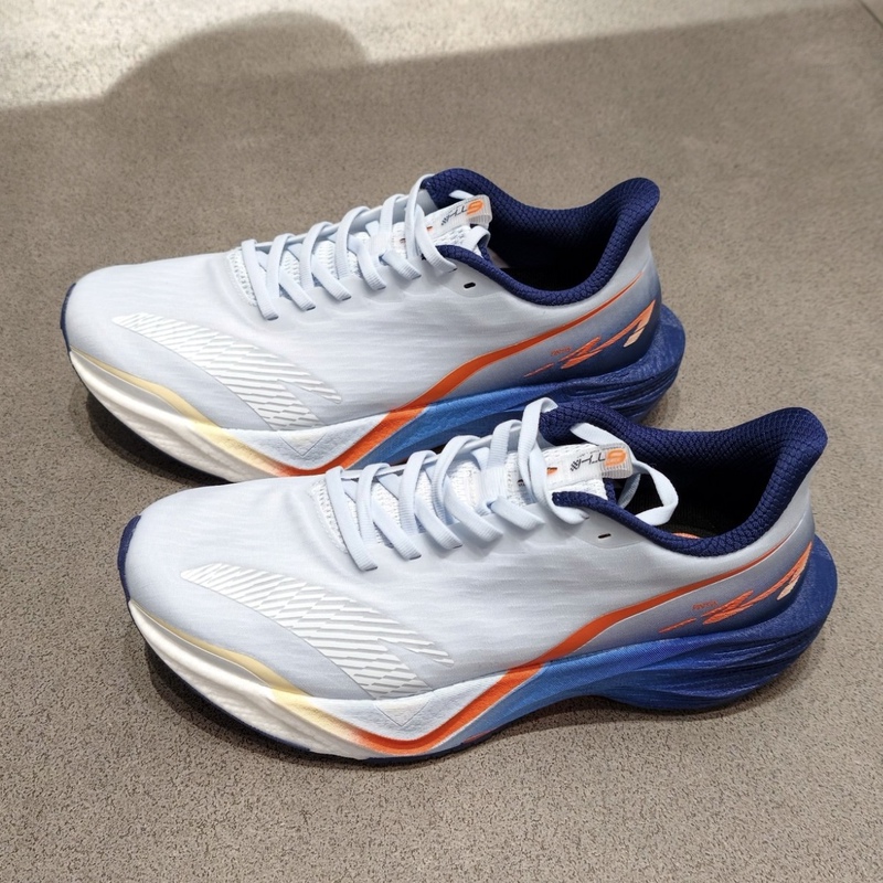 Anta Mach 6 Generation Professional Cushioning Running Shoes for Men, Suitable for High School Entrance Exams, Physical Fitness Tests, and Competitive Training Sports Shoes 112615583