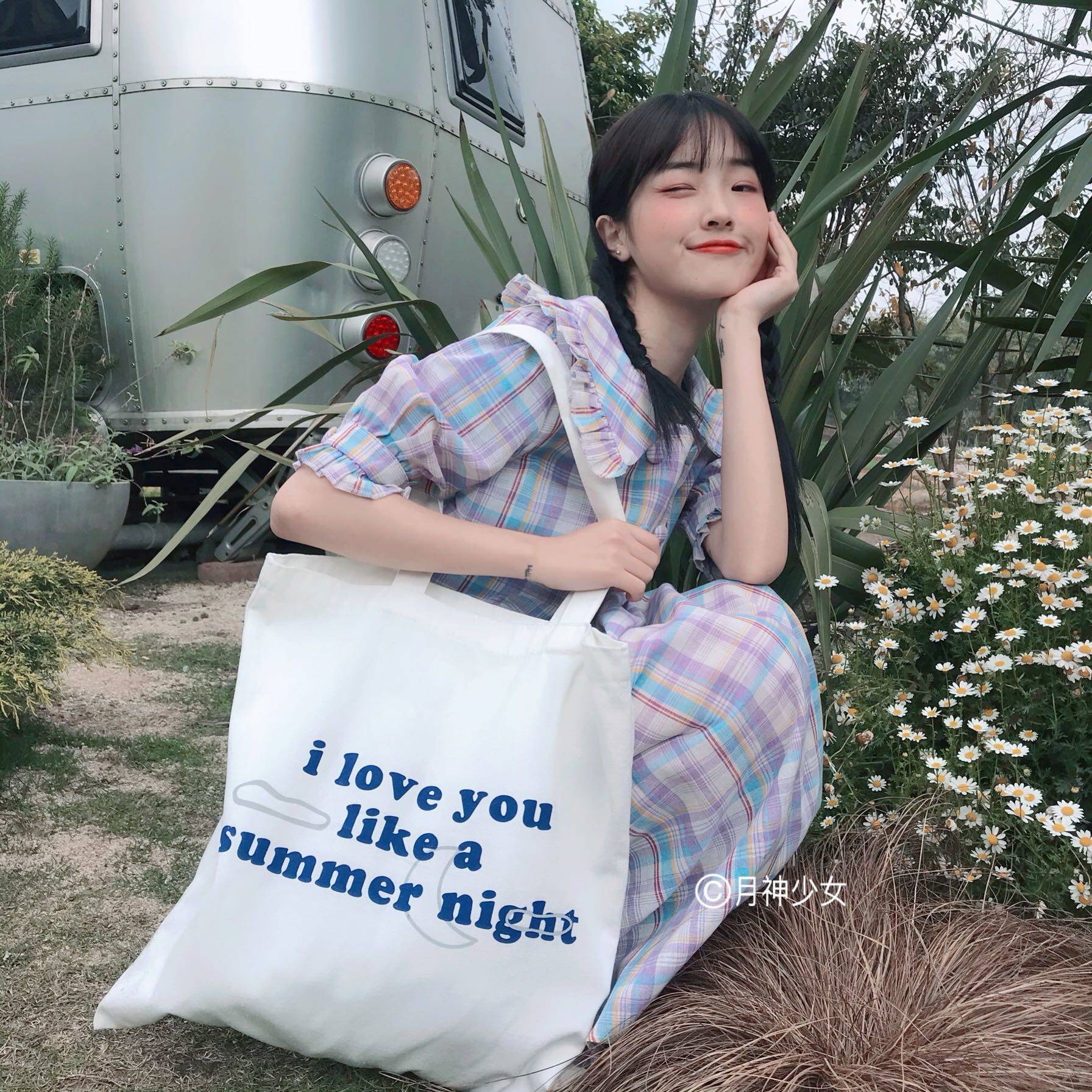 Moon God Girl Self-made I love you like a summer night Korean ins cloth bag looks good no matter how you take it, large capacity