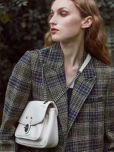 Небольшая летняя брендовая дизайнерская сумка через плечо, сумка подмышку, в корейском стиле