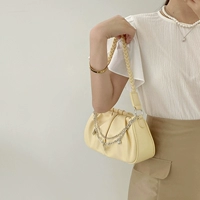 Светло-желтого