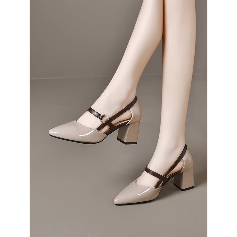 Genuine Leather Closed-Toe Sandals for Women, 2026 New Summer Style, Soft Leather, Chunky High Heel, Single Strap, Mid-Heel Patent Leather Shoes