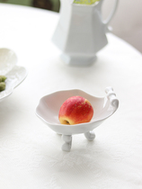 Japanese minimalist creative snack Fruit Bowl ceramic tall three-legged bowl coffee table snack nut dish home