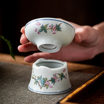 Ceramic leakage mesh Kung Fu enamel blue and white tea funnel tea filter bubble tea filter antique glaze Japanese Kung Fu tea set