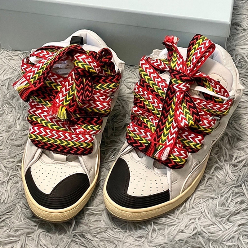 Trendy Brand Bread Shoes for Men, Thick-Soled Lace-Up Dad Shoes for Women, Couple's White Casual Sneakers, Skateboarding Shoes, Same Style as Cheng Yi