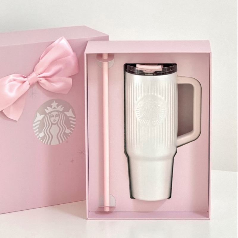 Starbucks 2026 New Product Valentine's Day Starry Confession Series Pink and White Large-Capacity Handle Stainless Steel Car Water Cup Starbucks 2026 New Product Valentine's Day Starry Confession Series Pink and White Large-Capacity Handle Stainless Steel Car Water Cup