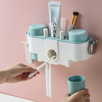 Toilet Wall toothbrush holder non-perforated brush cup suction Wall set wall-mounted gargle tooth cylinder