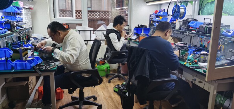 The Professional Repair of Fiber Fusion Splicing Machine Can Be Repairing, Small Problems Can Also Be Taught by Remote, and You Can Ask Directly The Professional Repair of Fiber Fusion Splicing Machine Can Be Repairing, Small Problems Can Also Be Taught by Remote, and You Can Ask Directly