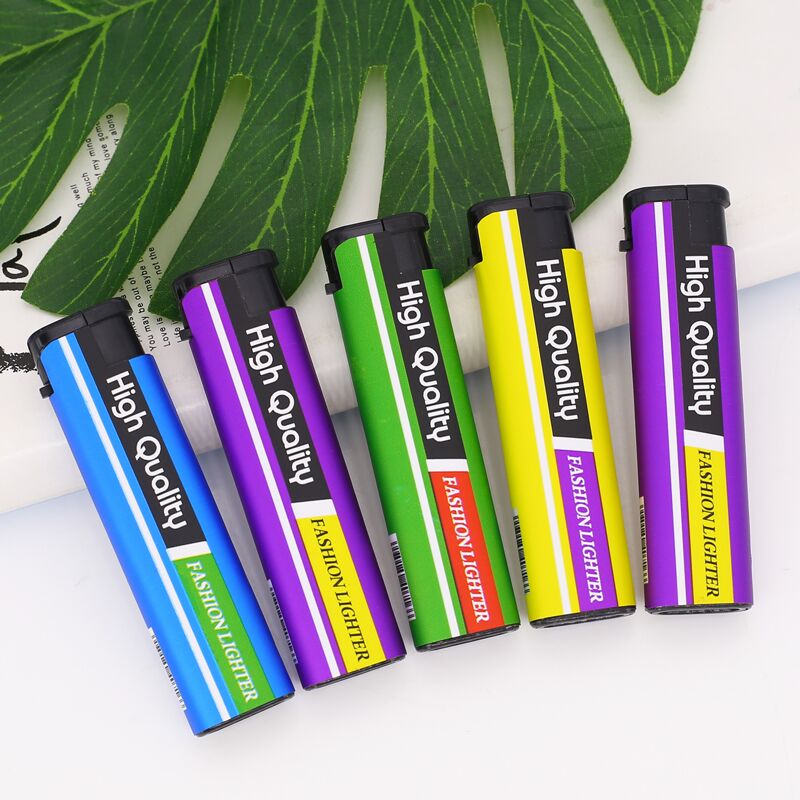 Bật lửa nhẹ dùng một lần tùy chỉnh quảng cáo bơm hơi nhẹ hơn sáng tạo 50 hộ gia đình bình thường bán buôn - Bật lửa bật lửa bic