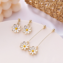 Little Daisy Earrings Womens 2020 New Tide Earrings Earrings Fairy Temperament Mori Simple Small Earring