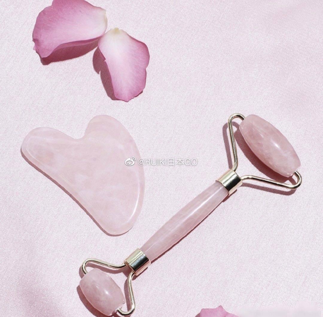 Spot Japan Abundy Me Rose Natural Stone Small Face Facial Massager Scraping plate Hashimoto Rika