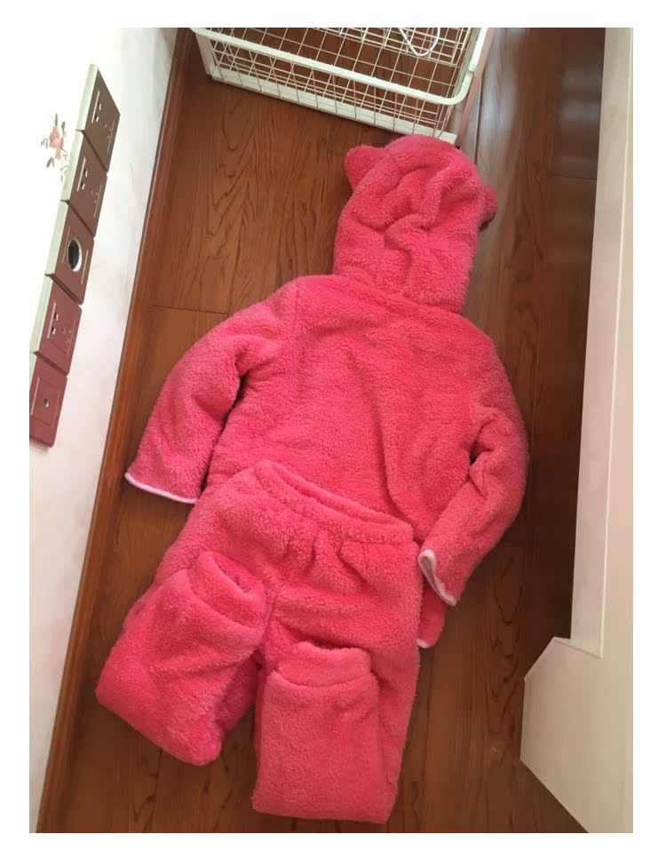 Cha mẹ-con sang trọng đôi dày cashmere dịch vụ nhà ấm áp phù hợp với phim hoạt hình dễ thương gấu trùm đầu nhung đồ ngủ xu hướng thời trang 2021