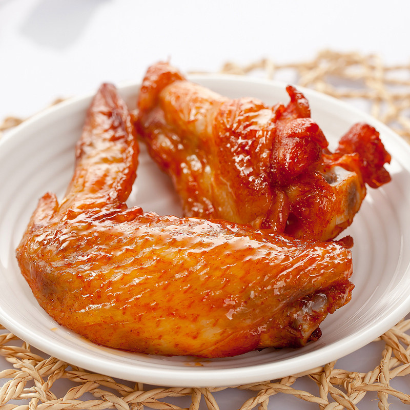 10 pairs of New Orleans chicken wings Grilled chicken wings Fried chicken wings in oil semi-finished products