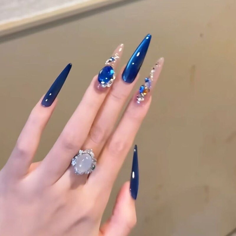 【Tanghai】Klein Blue Cat's Eye Crushed Diamond Sparkling Handmade Long Wearable Nails, Whitening, Luxurious, Exquisite Manicure 【Tanghai】Klein Blue Cat's Eye Crushed Diamond Sparkling Handmade Long Wearable Nails, Whitening, Luxurious, Exquisite Manicure