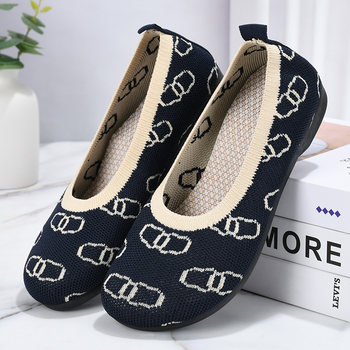 Spring and autumn old beijing cloth shoes for women new style casual soft sole mother single shoes comfortable breathable shallow mouth grandma shoes Spring and autumn old beijing cloth shoes for women new style casual soft sole mother single shoes comfortable breathable shallow mouth grandma shoes