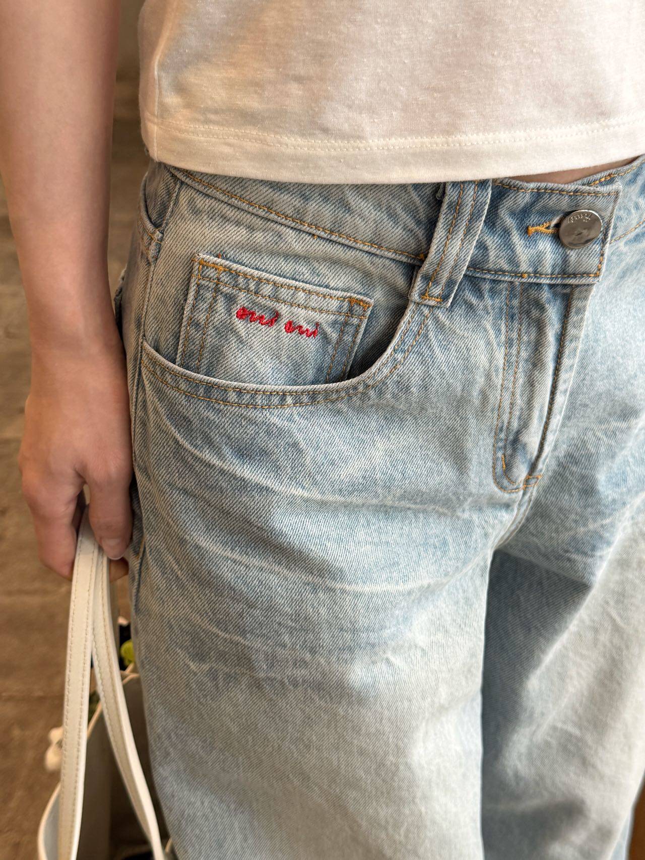 oker章壳儿оригинал ~ джинсы с вышивкой универсальные стираные корейский стиль прямые повседневные 26 весенняя новинка A822