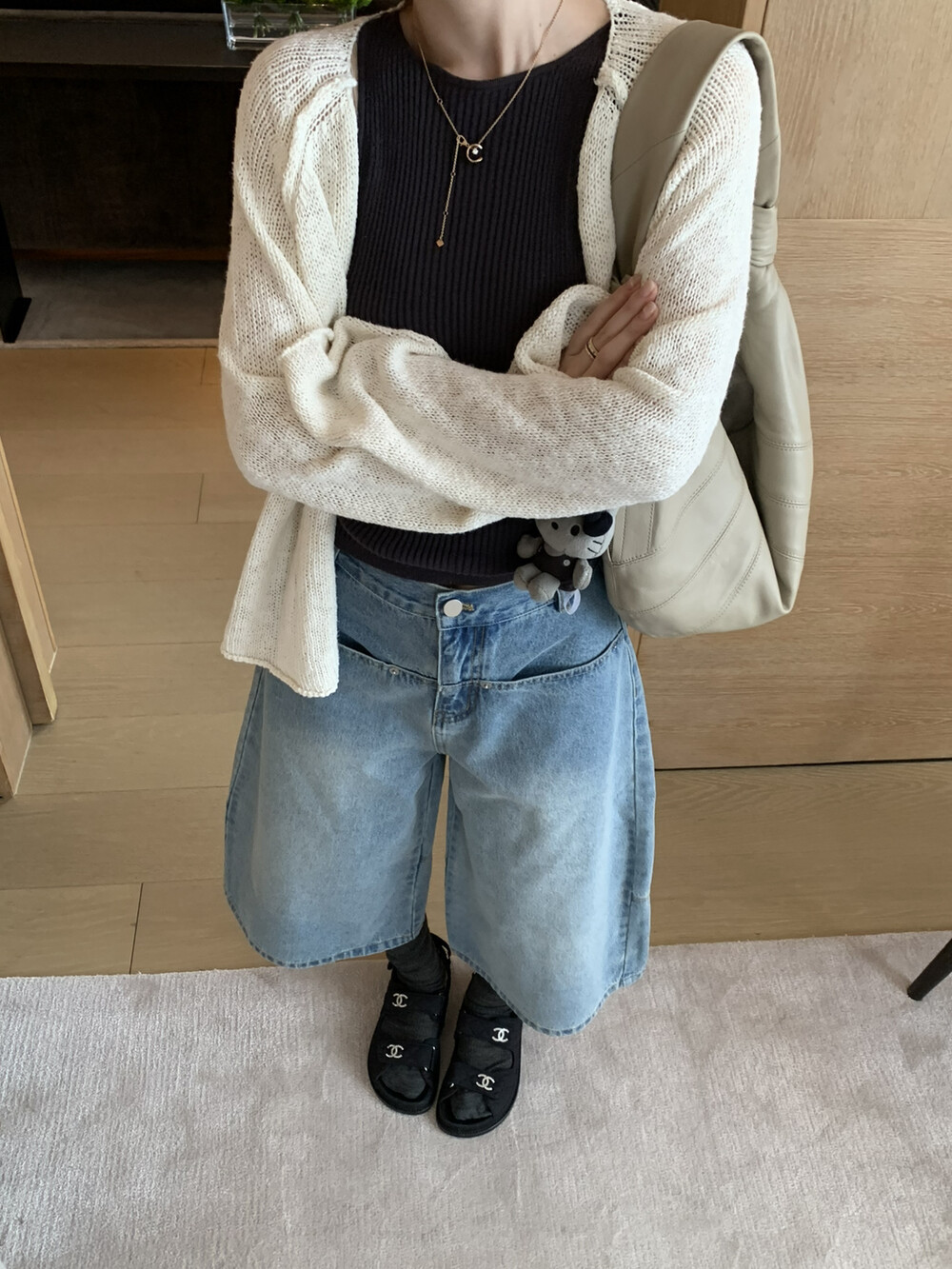 Focuse джинсы укороченные широкие корейский стиль свободные с промывкой голубые 26 весенняя новинка