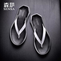 Flip-flops mens 2020 new summer fashion wear tide outdoor personality clip feet mens non-slip beach cool slippers