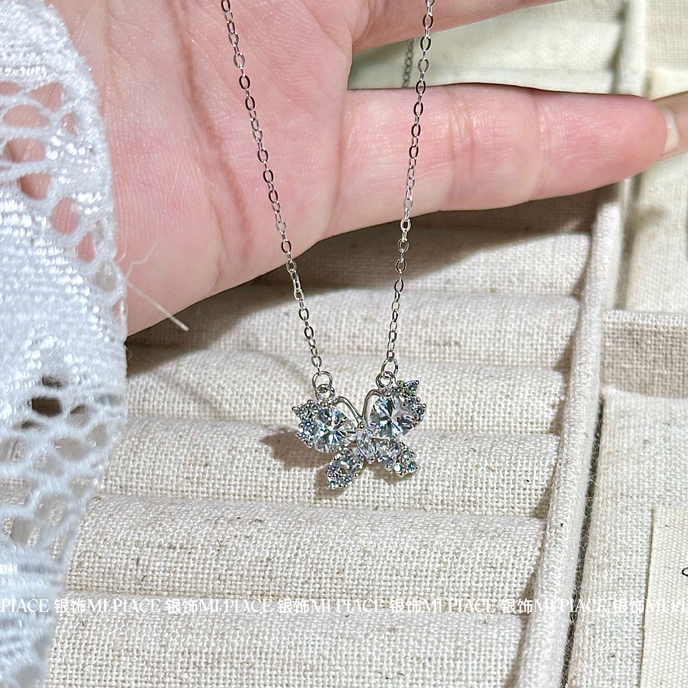 Серебряное ожерелье 999足银闪钻蝴蝶项链女新款轻奢设计感锁骨链送女生闺蜜生日礼物 OTHER