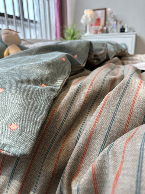 100 cotton ins cotton thickened four-piece set simple pure cotton sheet quilt cover three-piece set bedding