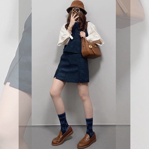 Жилет, рубашка, мини-юбка, комплект, европейский стиль, подходит для подростков, 2025 года, осенний, премиум класс