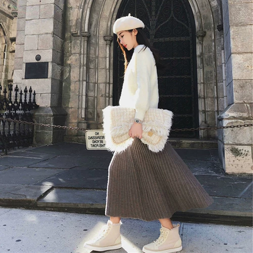 Демисезонный свежий комплект, пуховик, свитер, яркий броский стиль