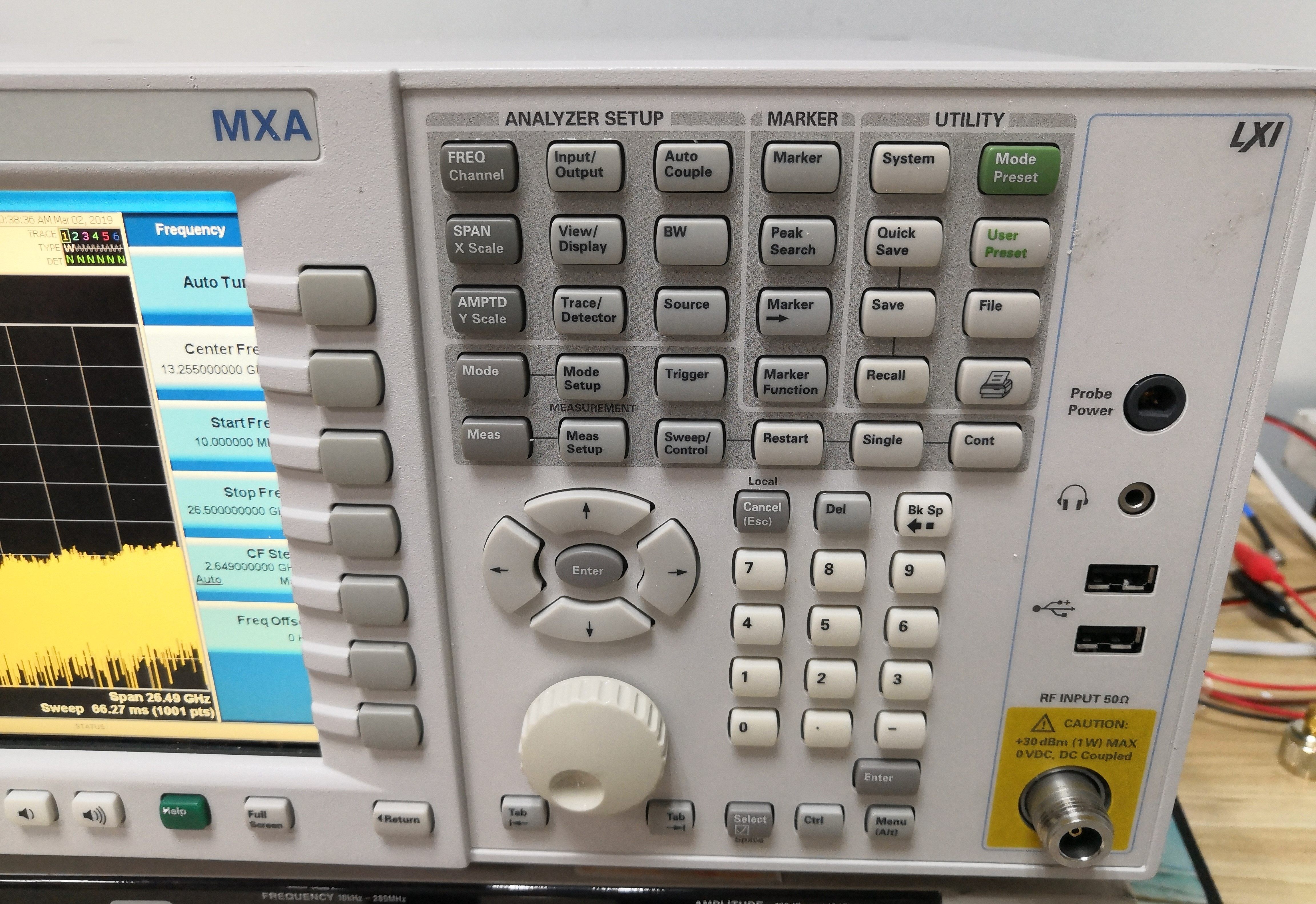 Sell for Rent Agilent Agilent N9020A spectrum analyzer 20HZ26 5g