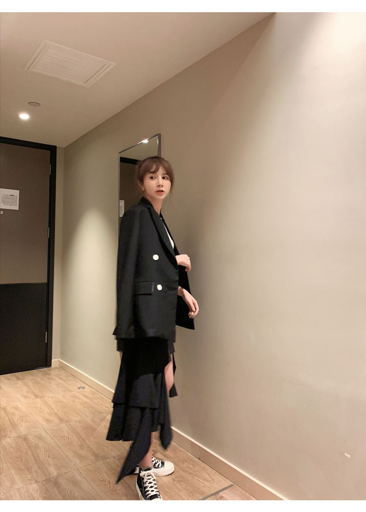 LULU2019 mới ngắn trước dài bất thường eo cao thon gọn thiết kế xếp tầng nữ thanh lịch - Váy chân váy xếp ly ngắn