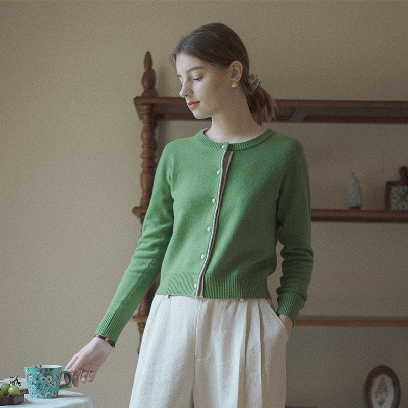 Marchnoon French Retro Merino Wool Crew Neck Knit Sweater, White-Enhancing Cardigan, Color-Blocked Layered Sweater