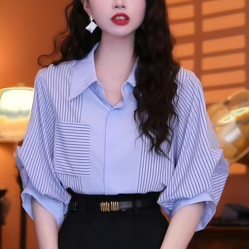 High-End Hong Kong Style Retro Top, Blue Sky, Summer 2026 New Short-Sleeved Fashionable and Slimming Shirt for Women