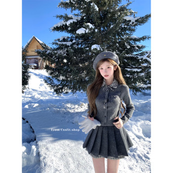 Chi umbrella checked lapel sweater