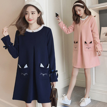 Pregnant womens autumn and winter tops fashion 2021 new long-sleeved spring and autumn skirt kitten thickened pregnant womens dress female