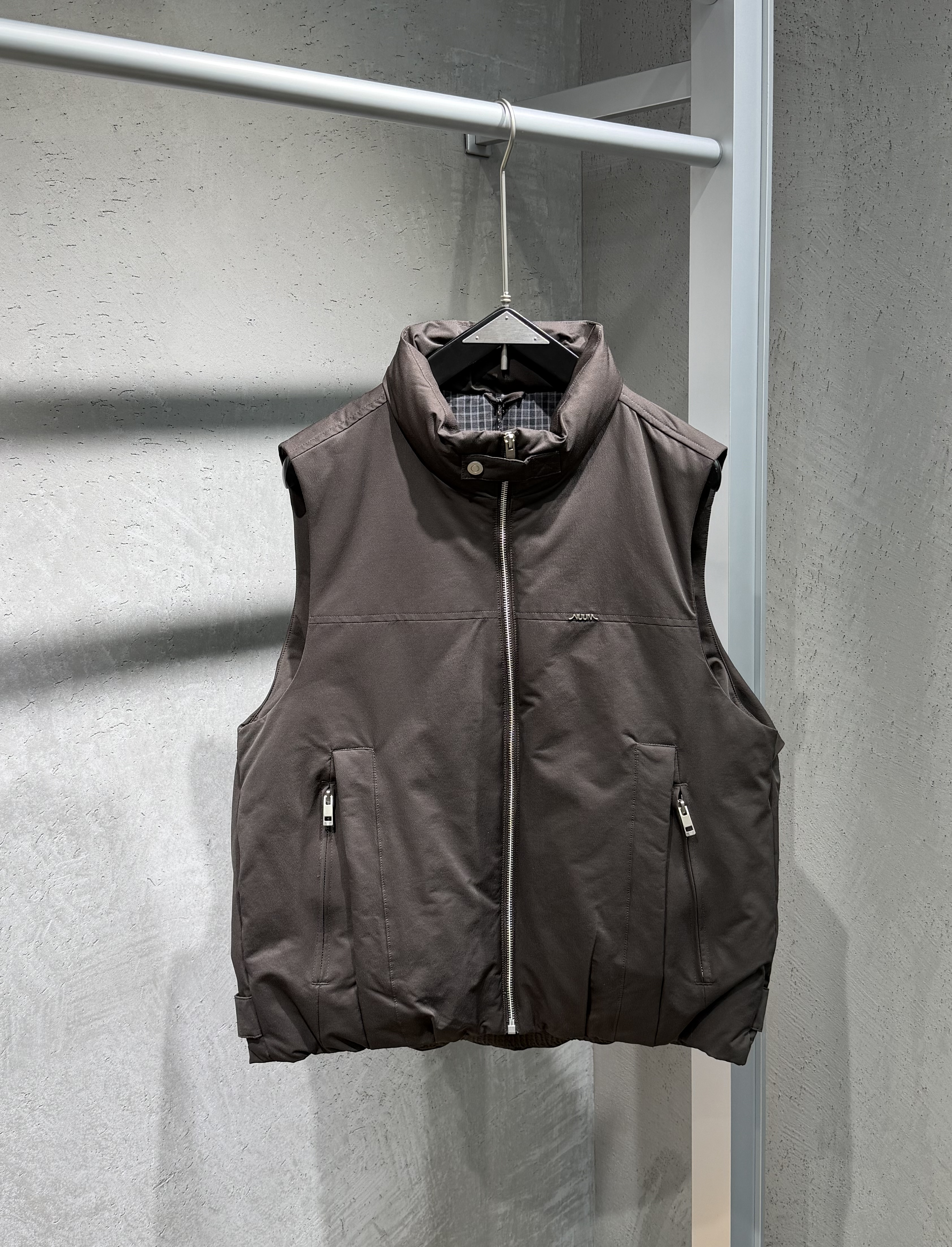 2026 Autumn and Winter New Men's Stand Collar Sleeveless Down Vest Jacket Simple and Versatile Casual Waistcoat Top