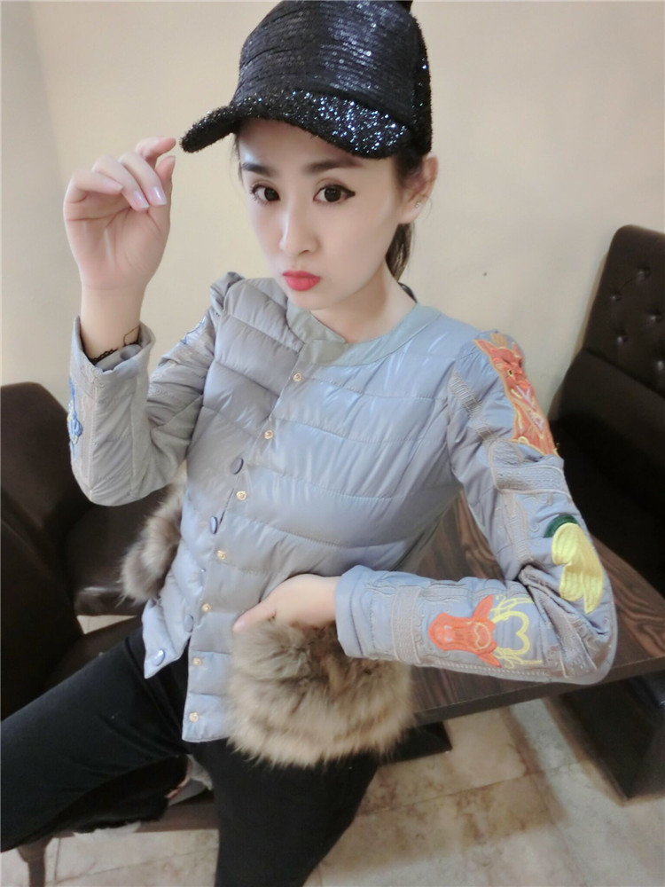 Áo khoác phao châu Âu 2018 thu đông ngắn mùa thu nữ phiên bản Hàn Quốc của áo khoác mỏng sang trọng thời trang áo khoác xuống áo phao lông vũ uniqlo nữ