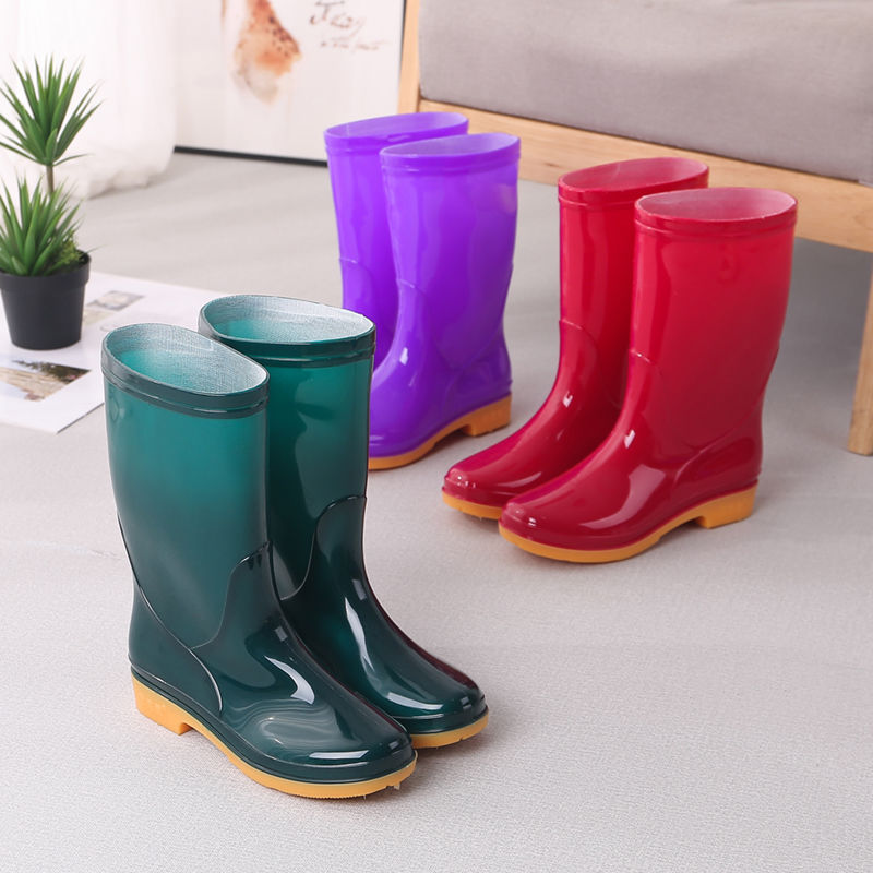 Summer fashion rain boots women's mid-tube adult rain boots men's water shoes short tube rubber shoes Korean water boots overshoes non-slip