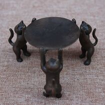 Antique antique antique candlestick wax table Miscellaneous brass ornaments Antique collection kerosene lamp Three kitten lampstand