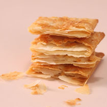 (2kg super bargain) sea jade stove cake bulk snacks 1000 layers of crispy crispy cookies breakfast healthy 250g