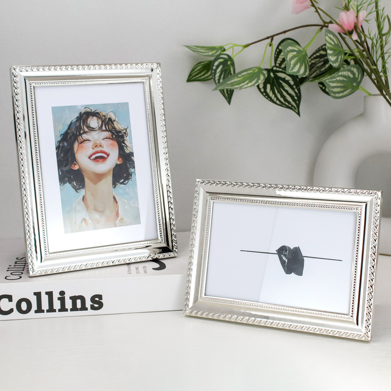 European-Style Retro Metal Photo Frame Display Stand 67 8 10 12inch Business License Frame 16inch A4 Certificate Frame Wall Hanging European-Style Retro Metal Photo Frame Display Stand 67 8 10 12inch Business License Frame 16inch A4 Certificate Frame Wall Hanging