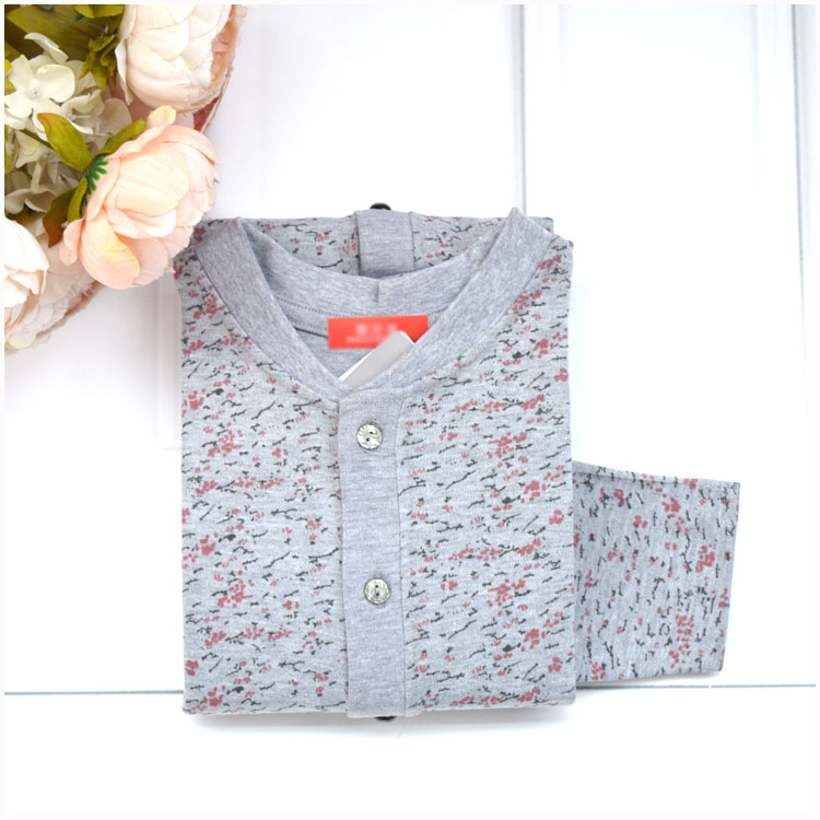 cặp đồ lót lòng hiếu thảo ms. mùa thu bông áo len đang mùa xuân cha mẹ bông cardigan trong những bộ quần áo mùa thu lớn người già.