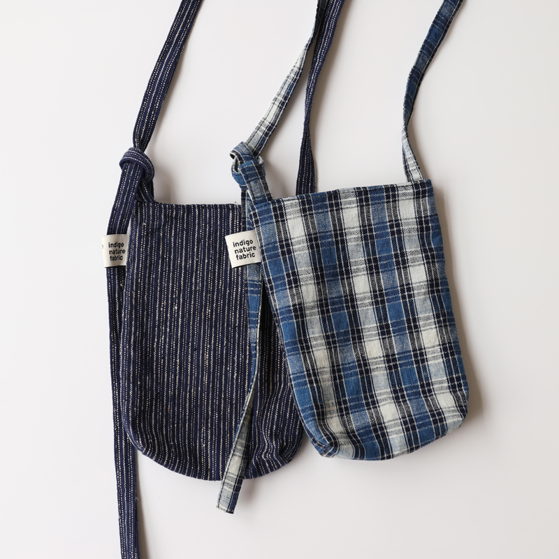 asmontain Xiangshan handmade mobile phone bag one-shoulder Messenger small square bag men and women blue dyed bag cloth bag mini satchel