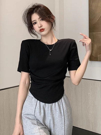 红色垫肩短袖t恤女装夏季2025新款弧形下摆褶皱收腰半袖短款上衣