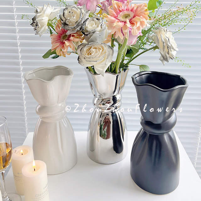 High-end niche creative light luxury vase ceramic ins style living room dried flower flower arrangement decoration table decoration home