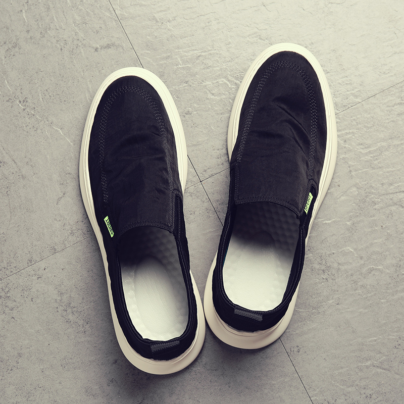 Sails shoes men's Korean version One foot pedal sloth shoes men's cloth shoes 100 lap net red board shoes men's wave 2022 new spring