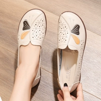 Бежевая модель пещеры