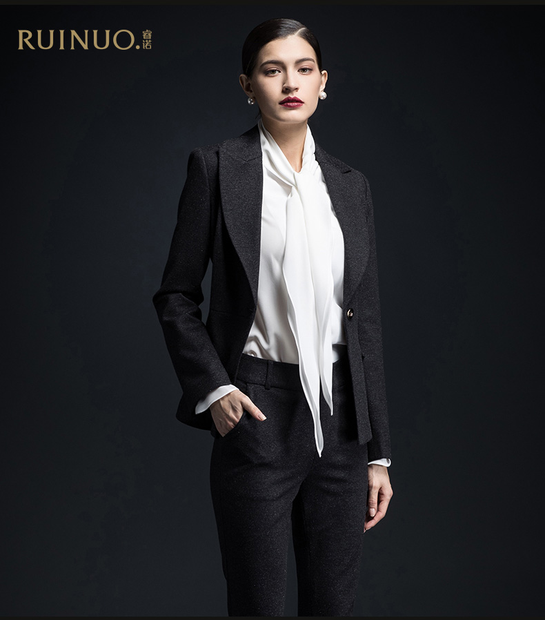 Tailleur femme - Ref 3242997 Image 18
